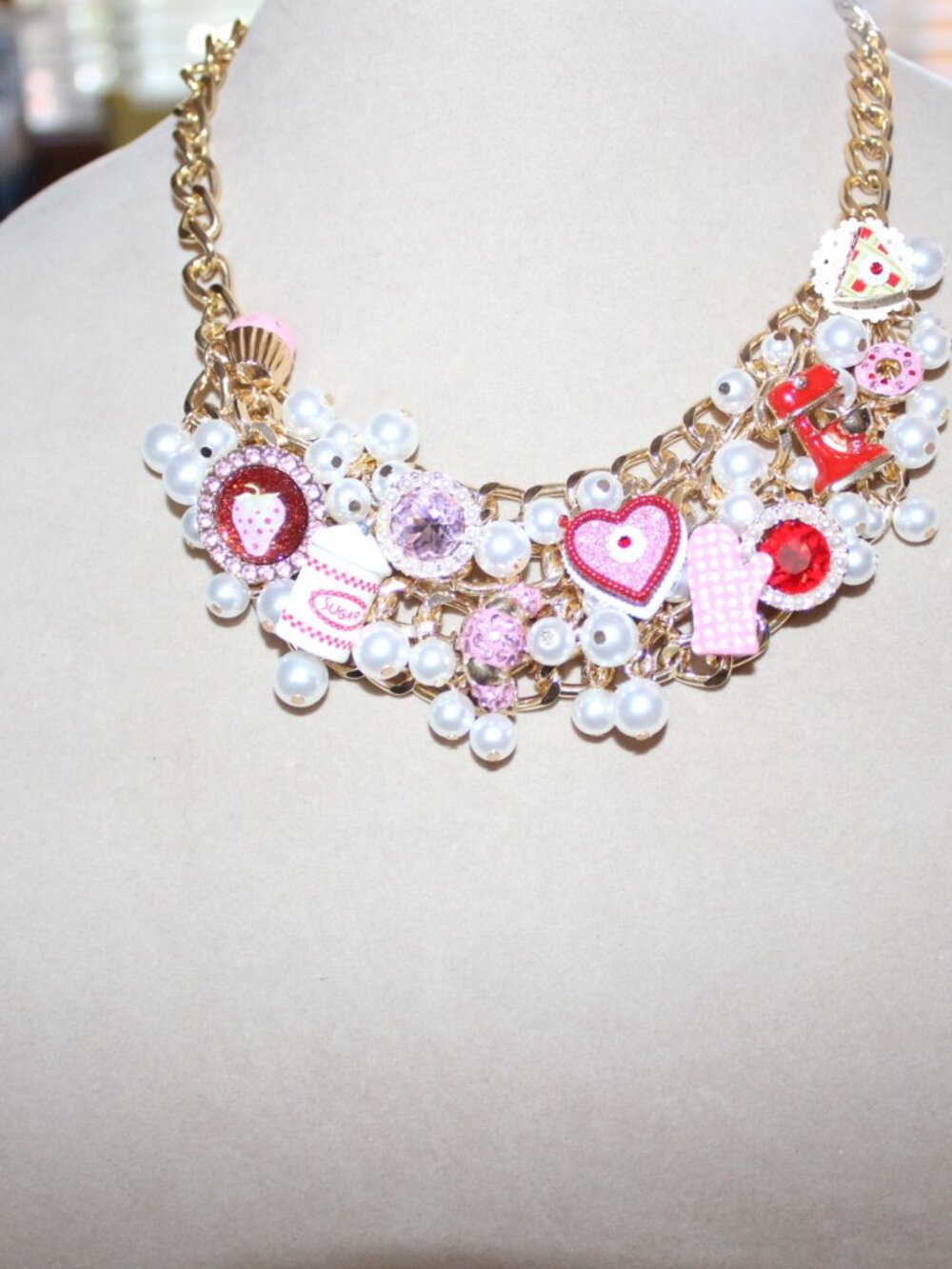 NWT Betsey Johnson Baking Bib Necklace and matching Bracelet FABULOUS!! - Picture 5 of 13